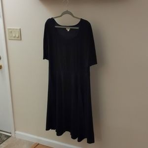 Size 3X LuLaRoe solid black Nicole
